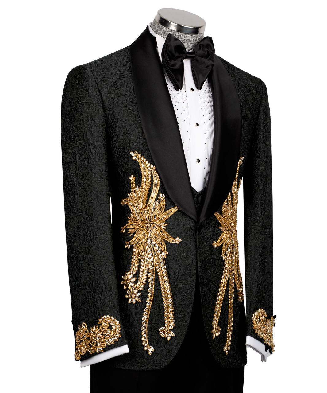Majestic Gold Empress Tuxedo