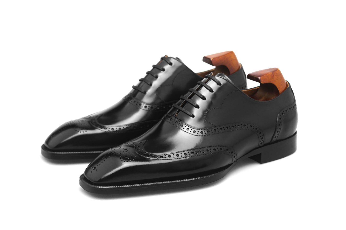 Regent Wingtip Black Shoes