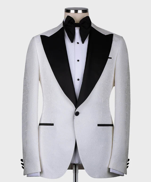 White Pointed Collar Tuxedo – Modern Purity Meets Classic Precision