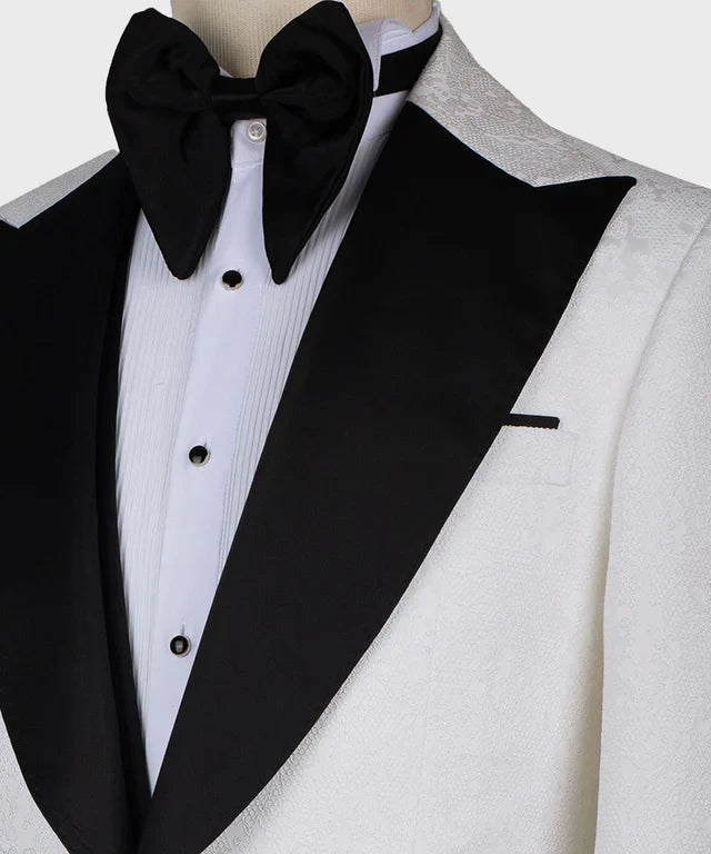 White Pointed Collar Tuxedo – Modern Purity Meets Classic Precision