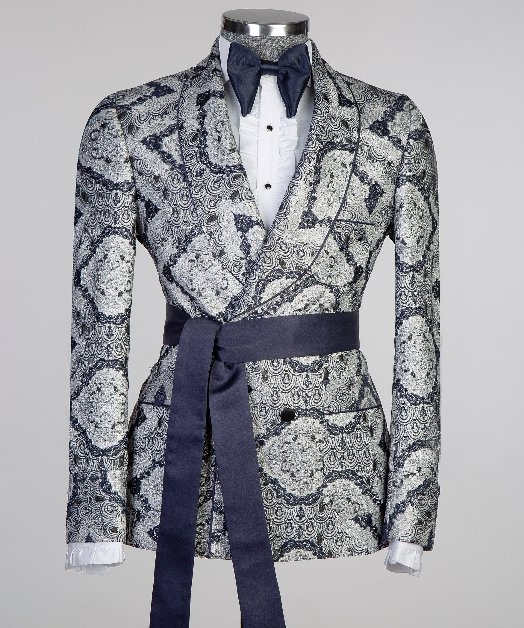 Blend Jacquard Belted Suit