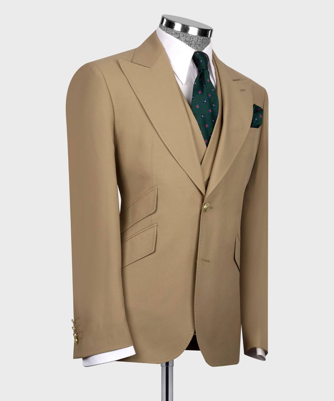 Desert Noble Beige Three-piece Suit