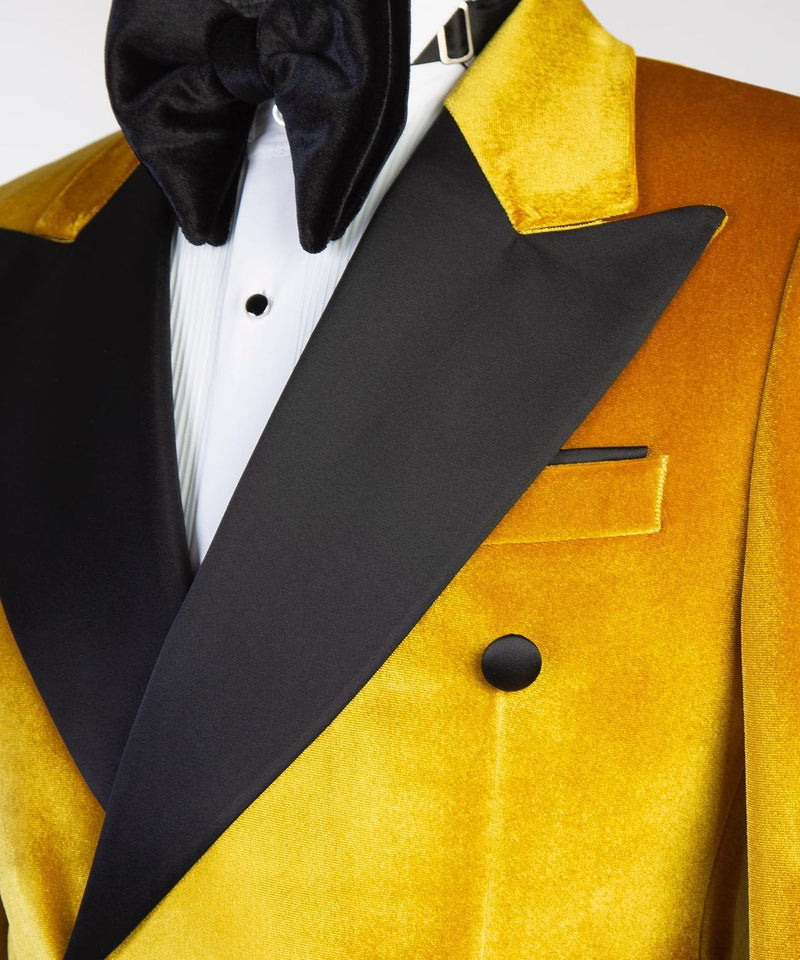 Gold Tuxedo With Black Plates