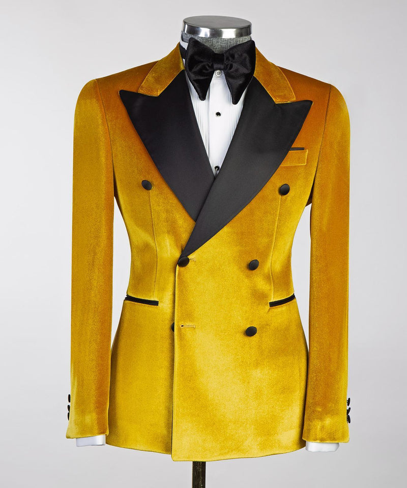 Gold Tuxedo With Black Plates