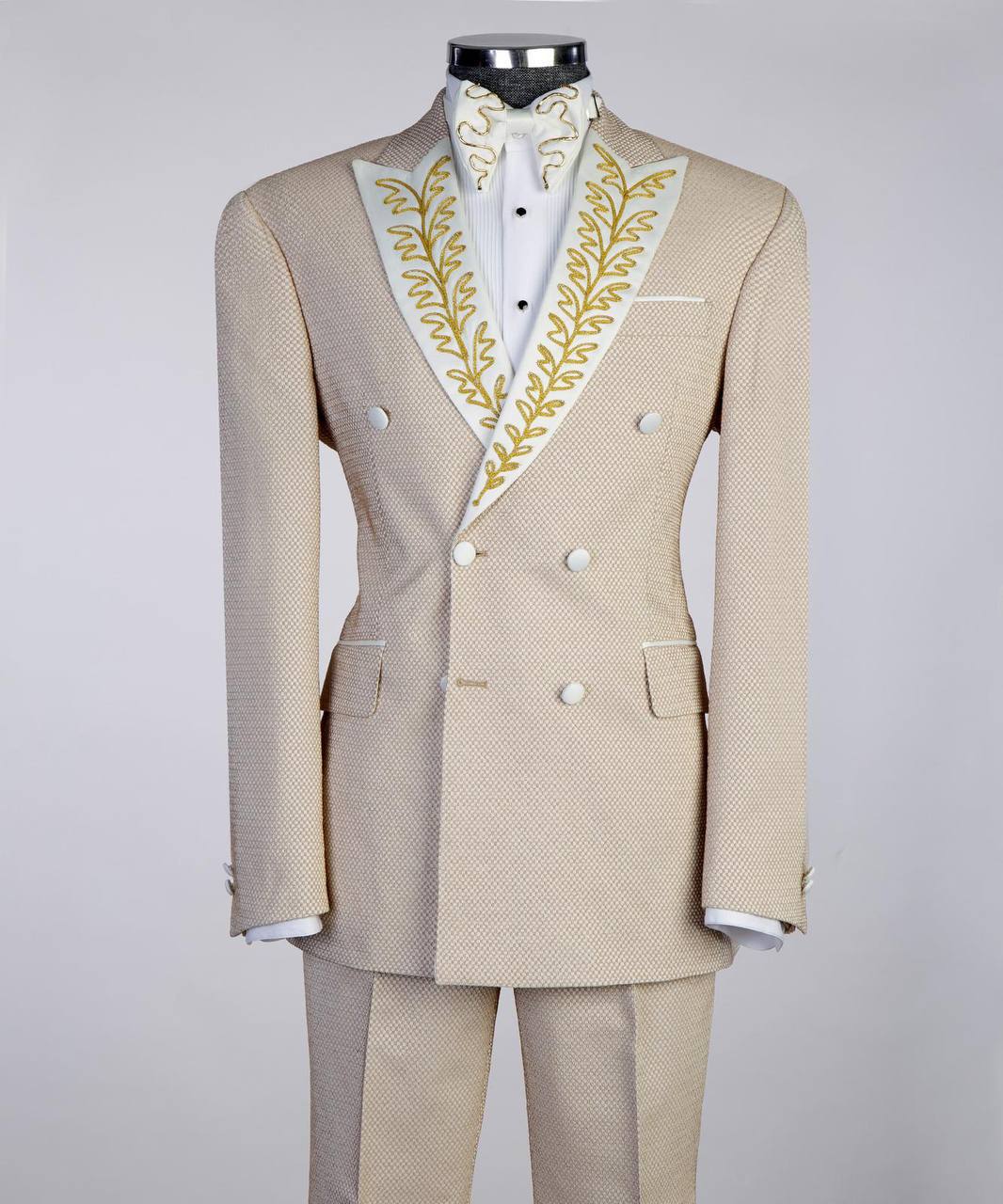 Monarch Tuxedo