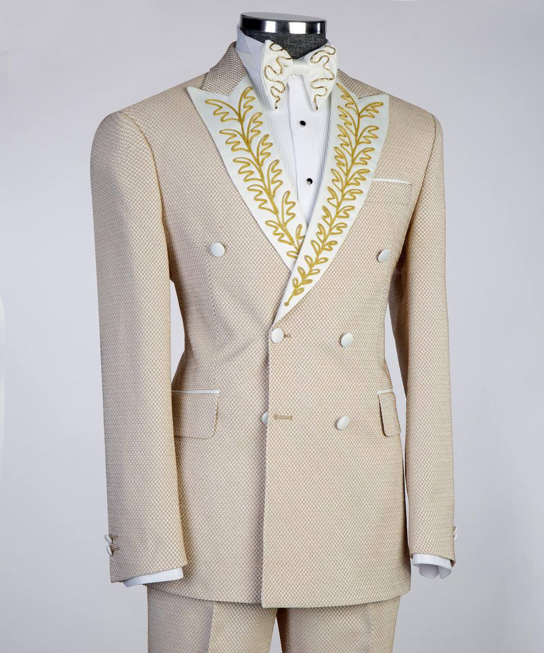 Monarch Tuxedo