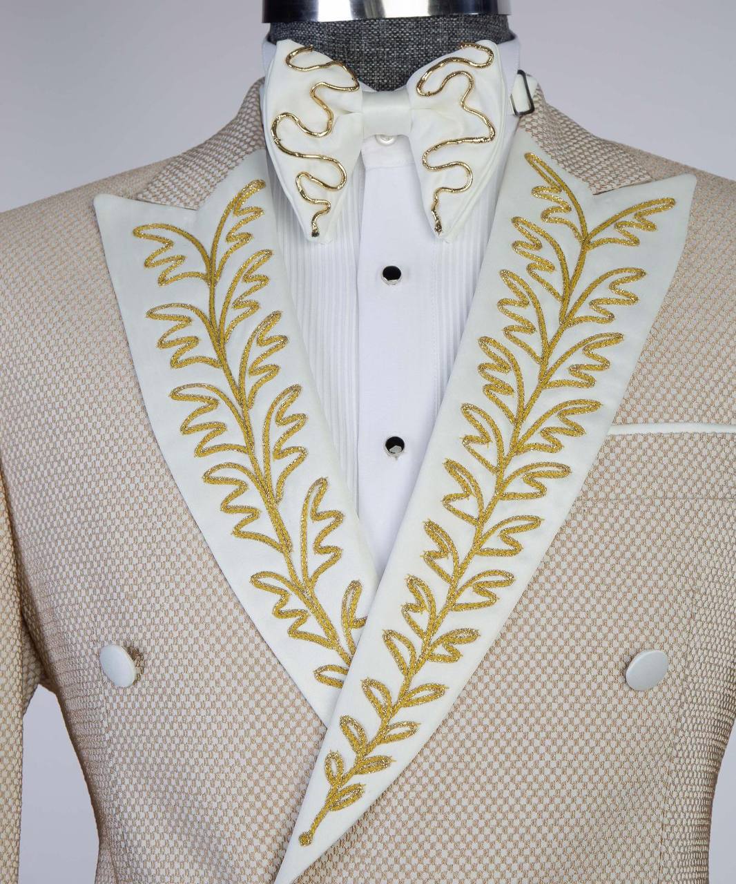 Monarch Tuxedo