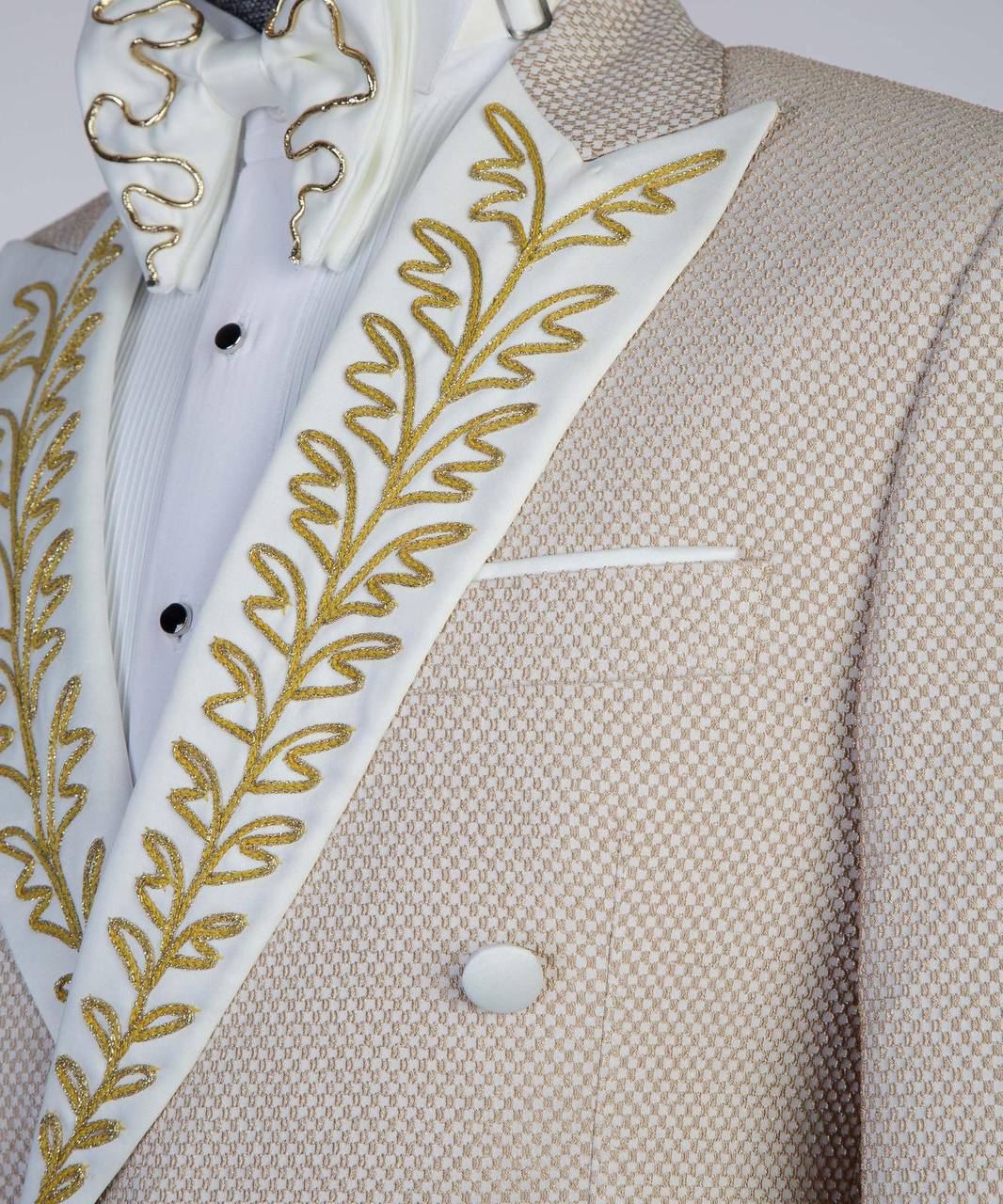 Monarch Tuxedo