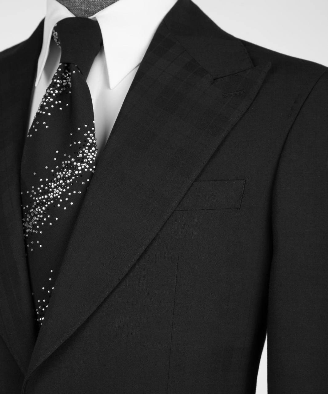 “Noir Constellation” Black Suit