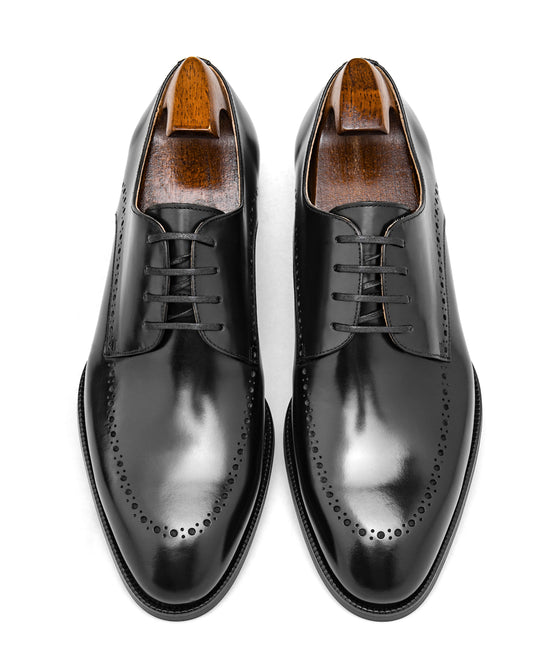 Noir Wholecut Oxfords Shoes