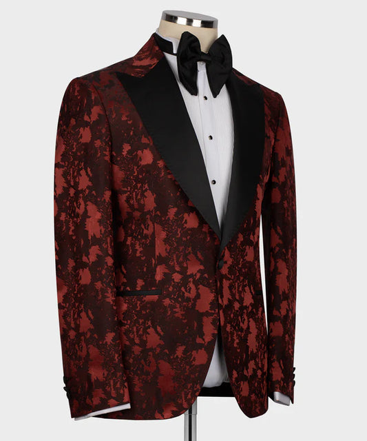 Classic Burgundy Tuxedo – Deep Elegance
