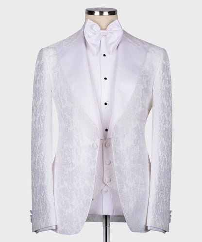 Full White Textured Pointed Collar Tuxedo